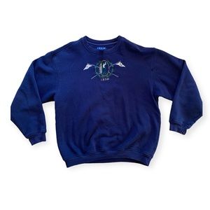 Vintage crewneck sweatshirt 
Izod 
Golfing logo 
Size M